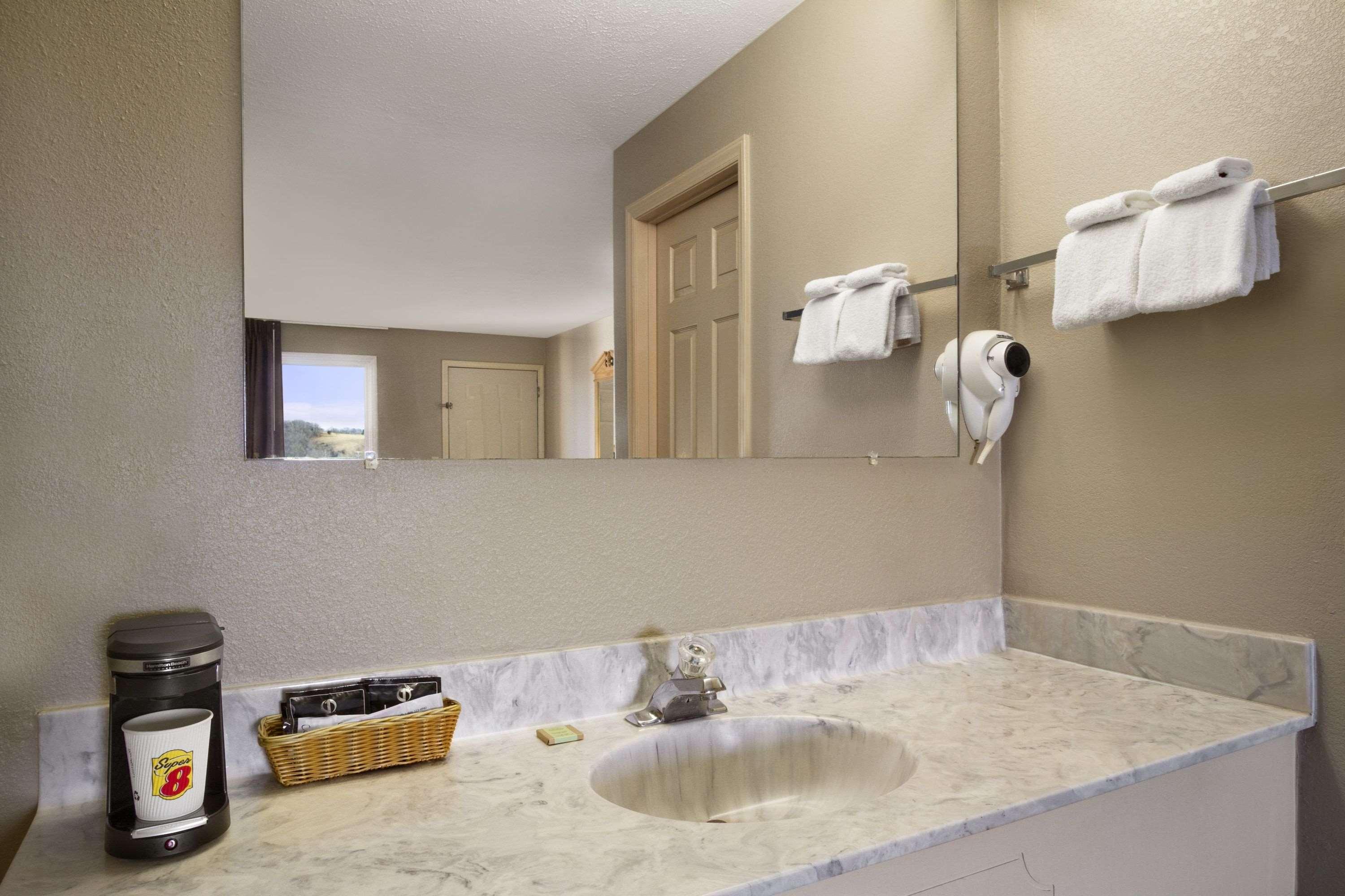 Super 8 By Wyndham Fort Chiswell Wytheville Area Max Meadows Extérieur photo