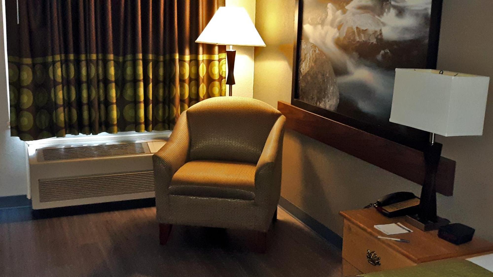 Super 8 By Wyndham Fort Chiswell Wytheville Area Max Meadows Chambre photo